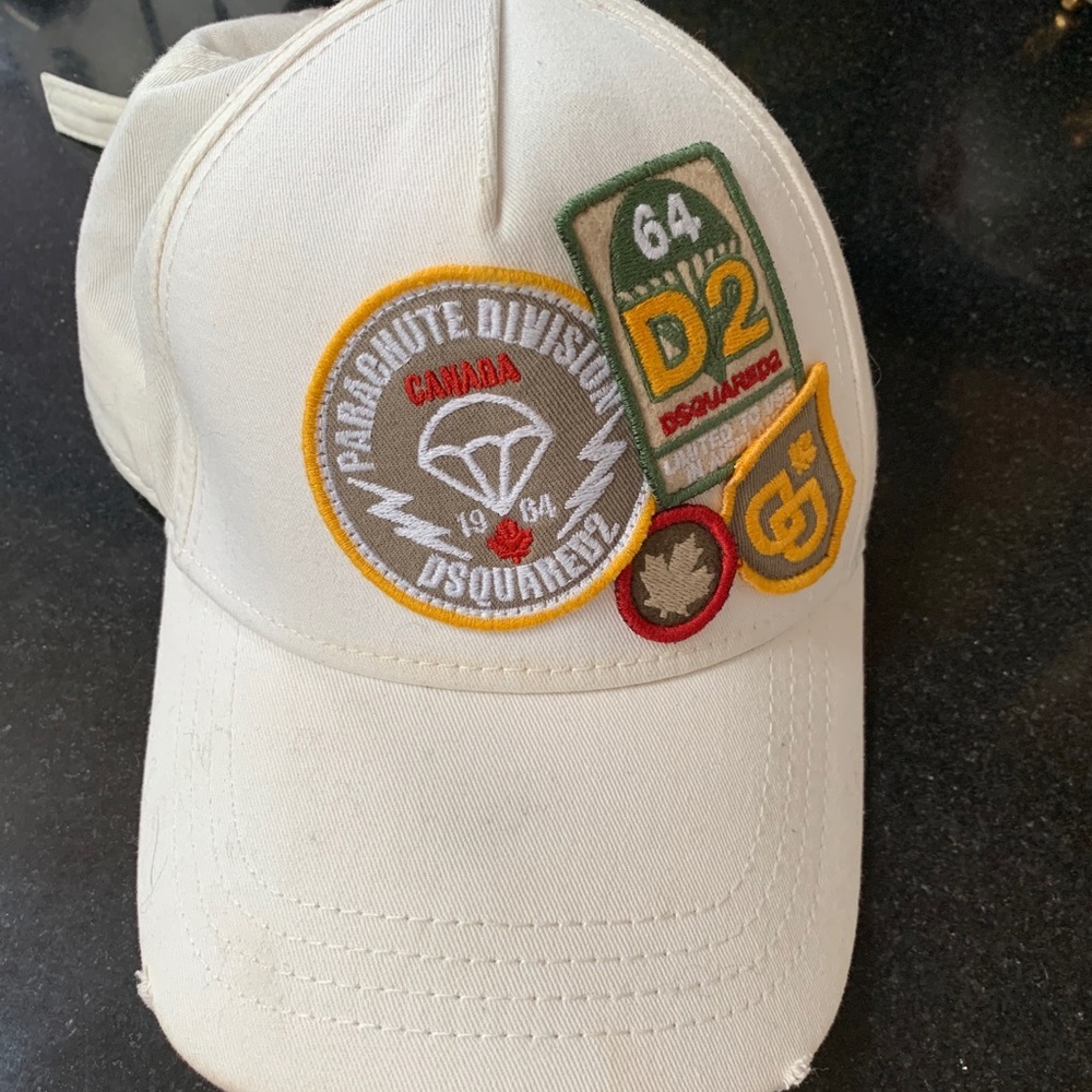 Dsquared2 baseball hat. Worn 5 times.